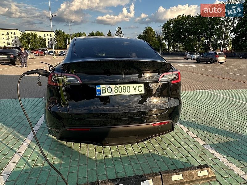 Позашляховик / Кросовер Tesla Model Y 2022 в Тернополі фото 10 Позашляховик / Кросовер Tesla Model Y 2022 в Тернополі