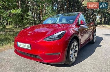 Внедорожник / Кроссовер Tesla Model Y 2024 в Киеве