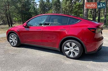 Внедорожник / Кроссовер Tesla Model Y 2024 в Киеве