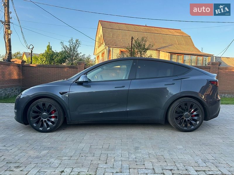 Внедорожник / Кроссовер Tesla Model Y 2022 в Виннице