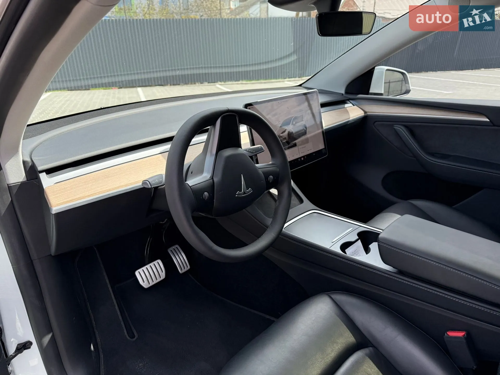 2024 Tesla Model Y - мініатюра 22