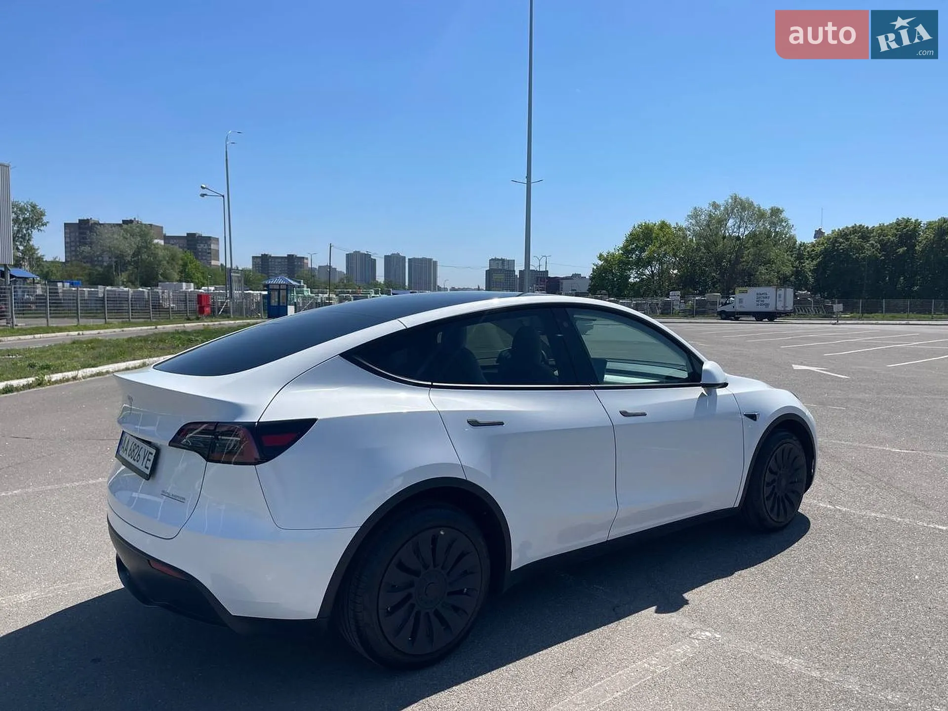 2022 Tesla Model Y - мініатюра 8