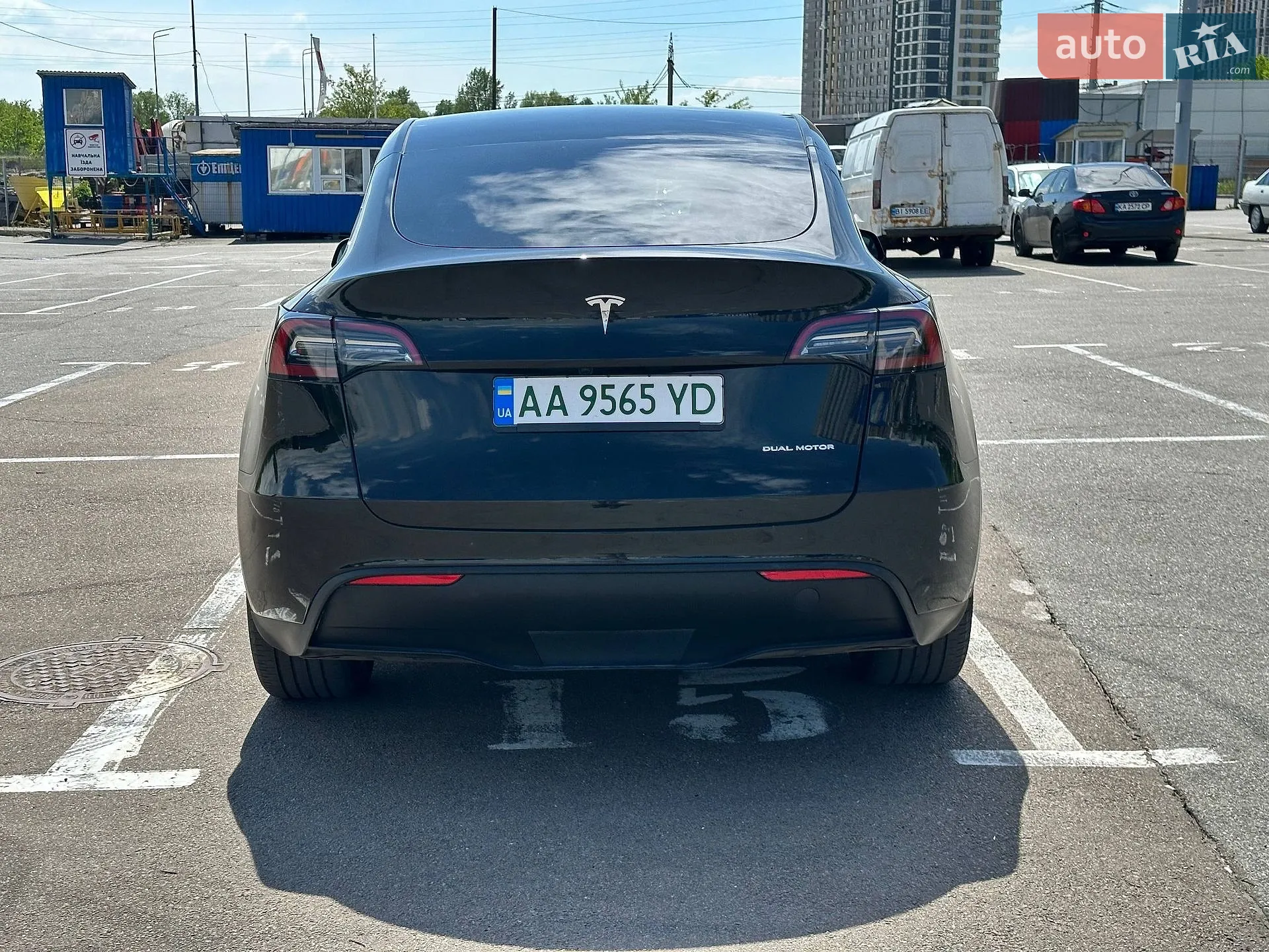 2024 Tesla Model Y - мініатюра 5