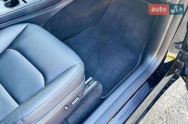 Позашляховик / Кросовер Tesla Model Y 2024 в Києві