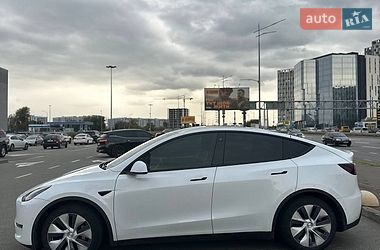 Позашляховик / Кросовер Tesla Model Y 2021 в Києві фото 2 Позашляховик / Кросовер Tesla Model Y 2021 в Києві
