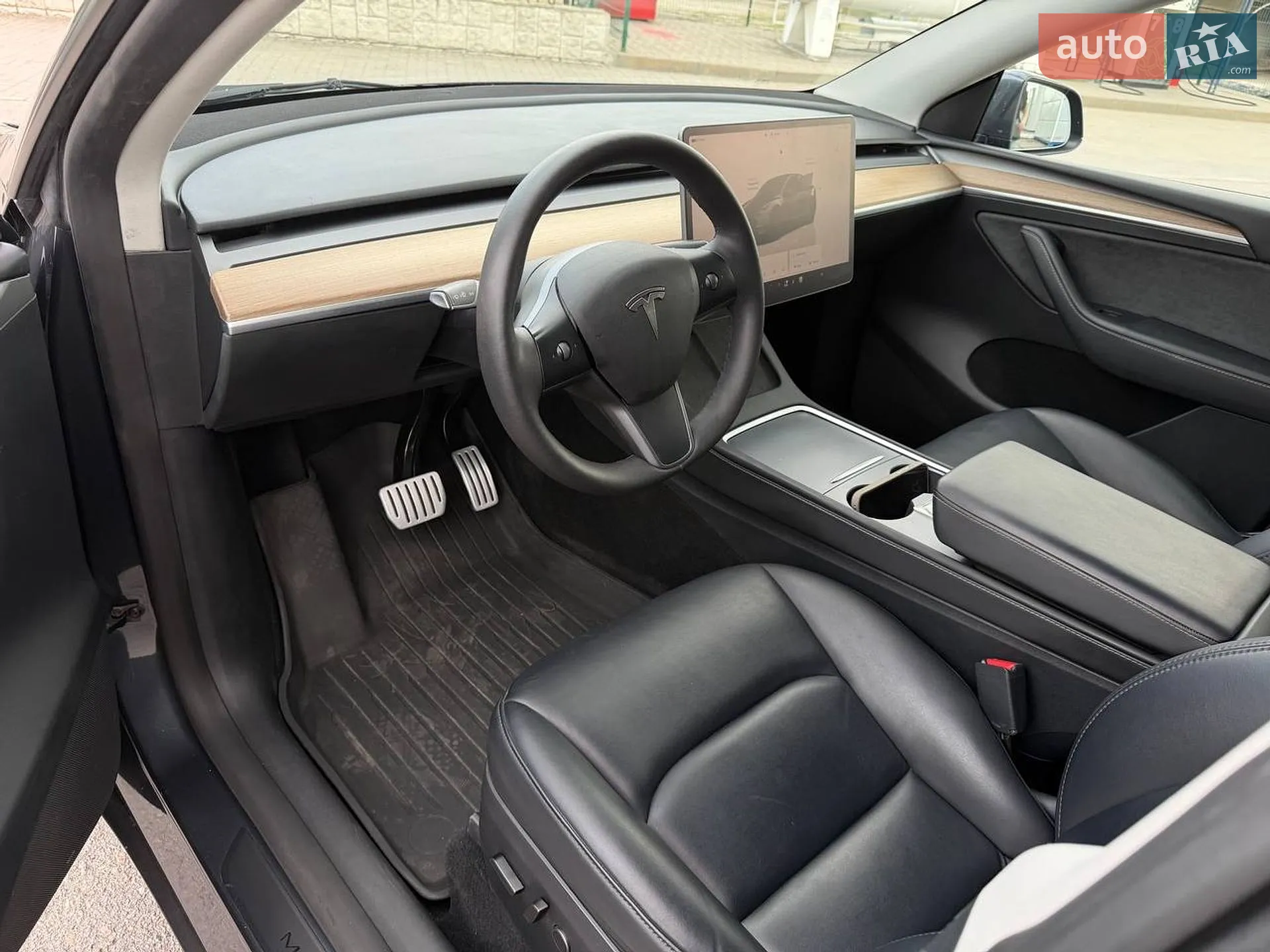2023 Tesla Model Y - мініатюра 12