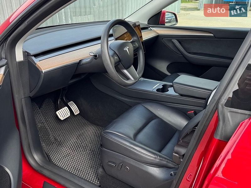 Внедорожник / Кроссовер Tesla Model Y 2023 в Хмельницком