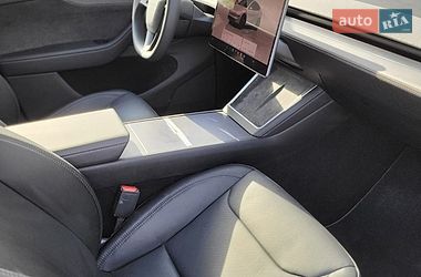Внедорожник / Кроссовер Tesla Model Y 2025 в Ровно