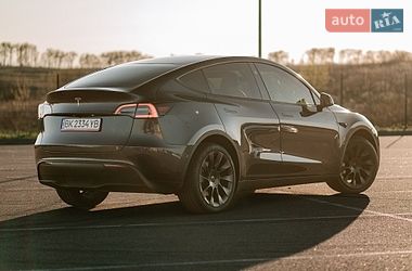 Внедорожник / Кроссовер Tesla Model Y 2024 в Ровно