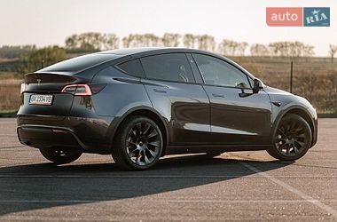Внедорожник / Кроссовер Tesla Model Y 2024 в Ровно