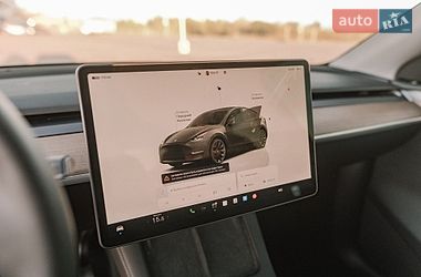 Внедорожник / Кроссовер Tesla Model Y 2024 в Ровно