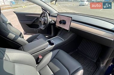Позашляховик / Кросовер Tesla Model Y 2023 в Києві фото 14 Позашляховик / Кросовер Tesla Model Y 2023 в Києві