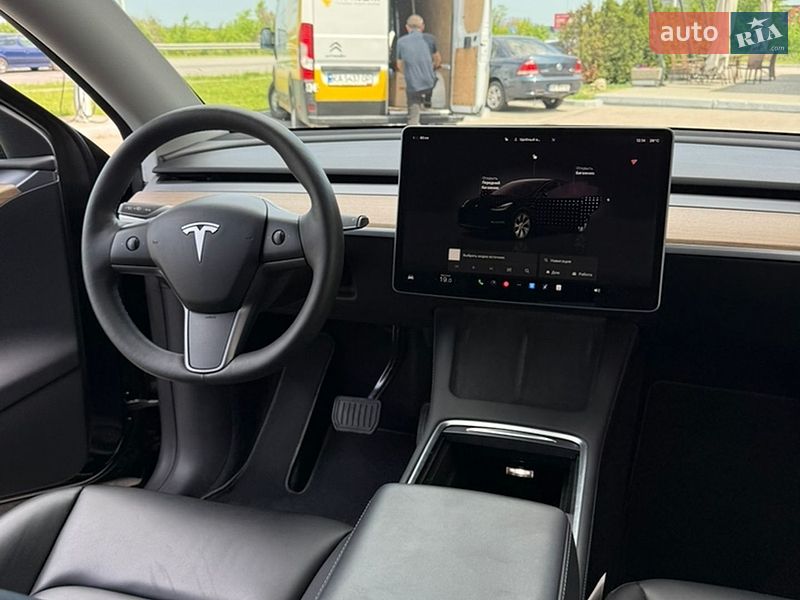 Внедорожник / Кроссовер Tesla Model Y 2023 в Днепре фото 31 Внедорожник / Кроссовер Tesla Model Y 2023 в Днепре