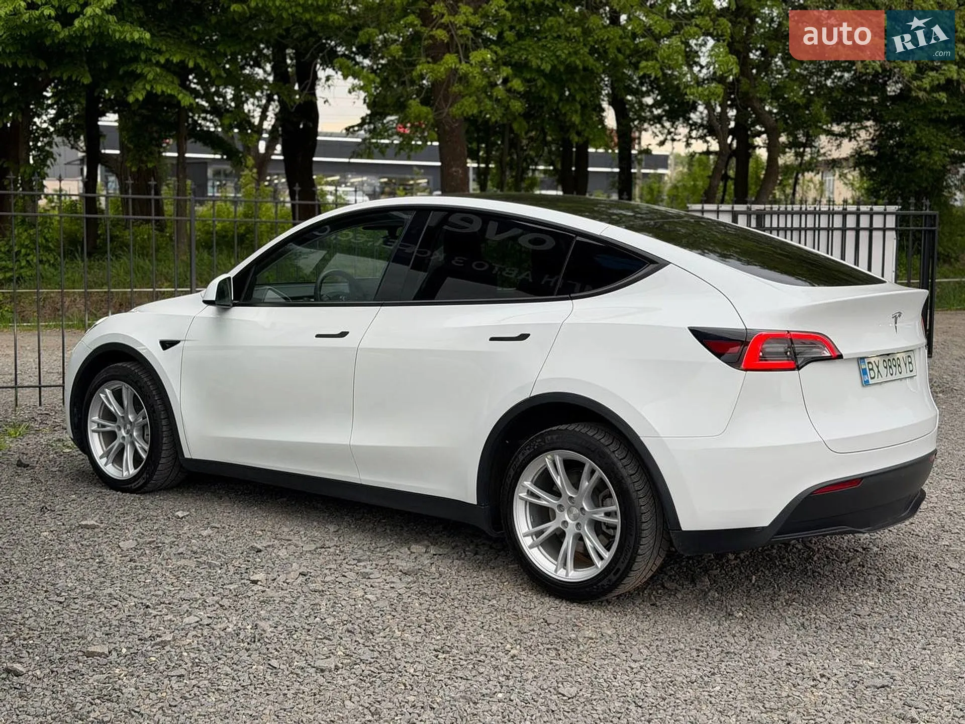 2022 Tesla Model Y - мініатюра 9