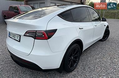 Позашляховик / Кросовер Tesla Model Y 2020 в Києві