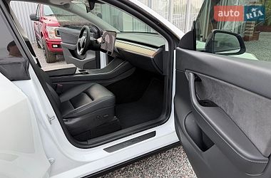 Позашляховик / Кросовер Tesla Model Y 2020 в Києві