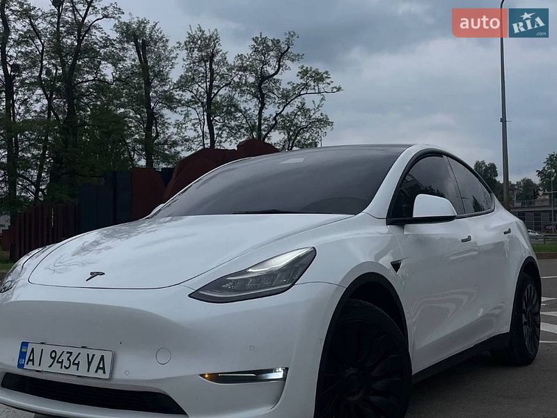Внедорожник / Кроссовер Tesla Model Y 2021 в Киеве