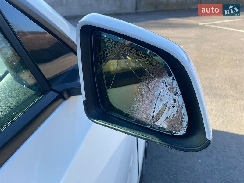 Внедорожник / Кроссовер Tesla Model Y 2024 в Ровно фото 10 Внедорожник / Кроссовер Tesla Model Y 2024 в Ровно