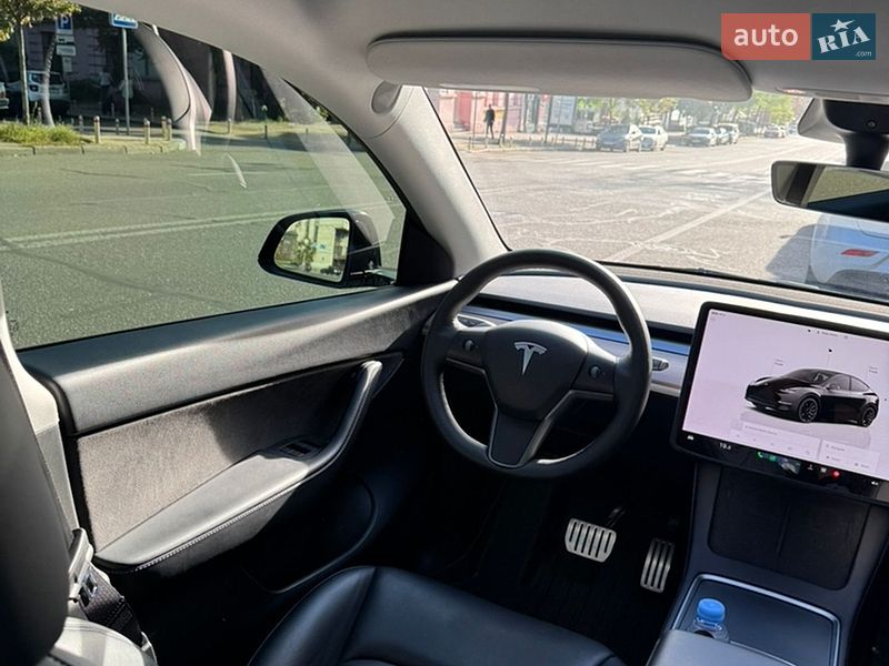 Позашляховик / Кросовер Tesla Model Y 2022 в Києві