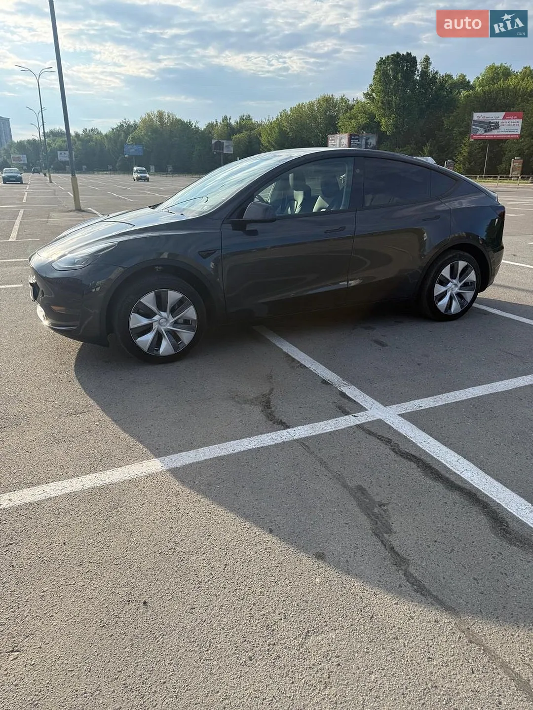 2024 Tesla Model Y - мініатюра 16