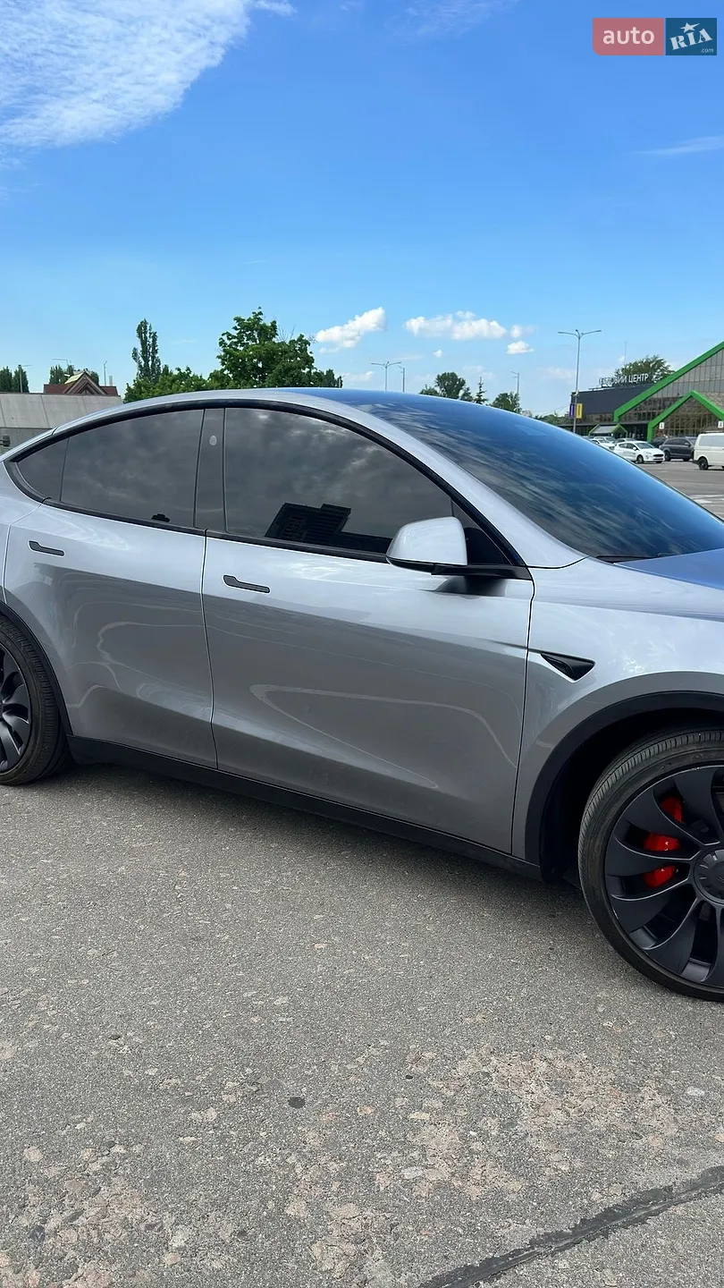 2024 Tesla Model Y - мініатюра 4