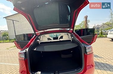Позашляховик / Кросовер Tesla Model Y 2022 в Івано-Франківську