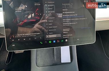 Позашляховик / Кросовер Tesla Model Y 2022 в Івано-Франківську