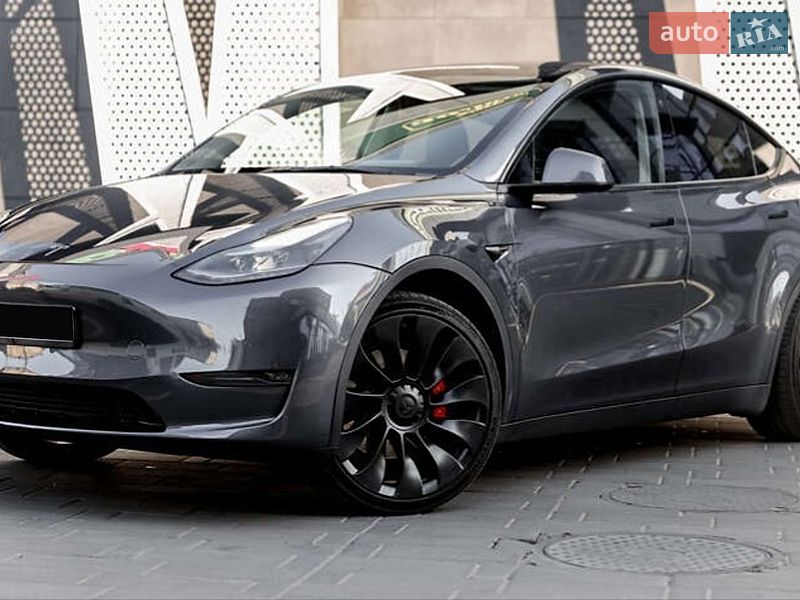 Внедорожник / Кроссовер Tesla Model Y 2022 в Киеве