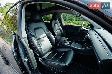 Позашляховик / Кросовер Tesla Model Y 2020 в Дніпрі
