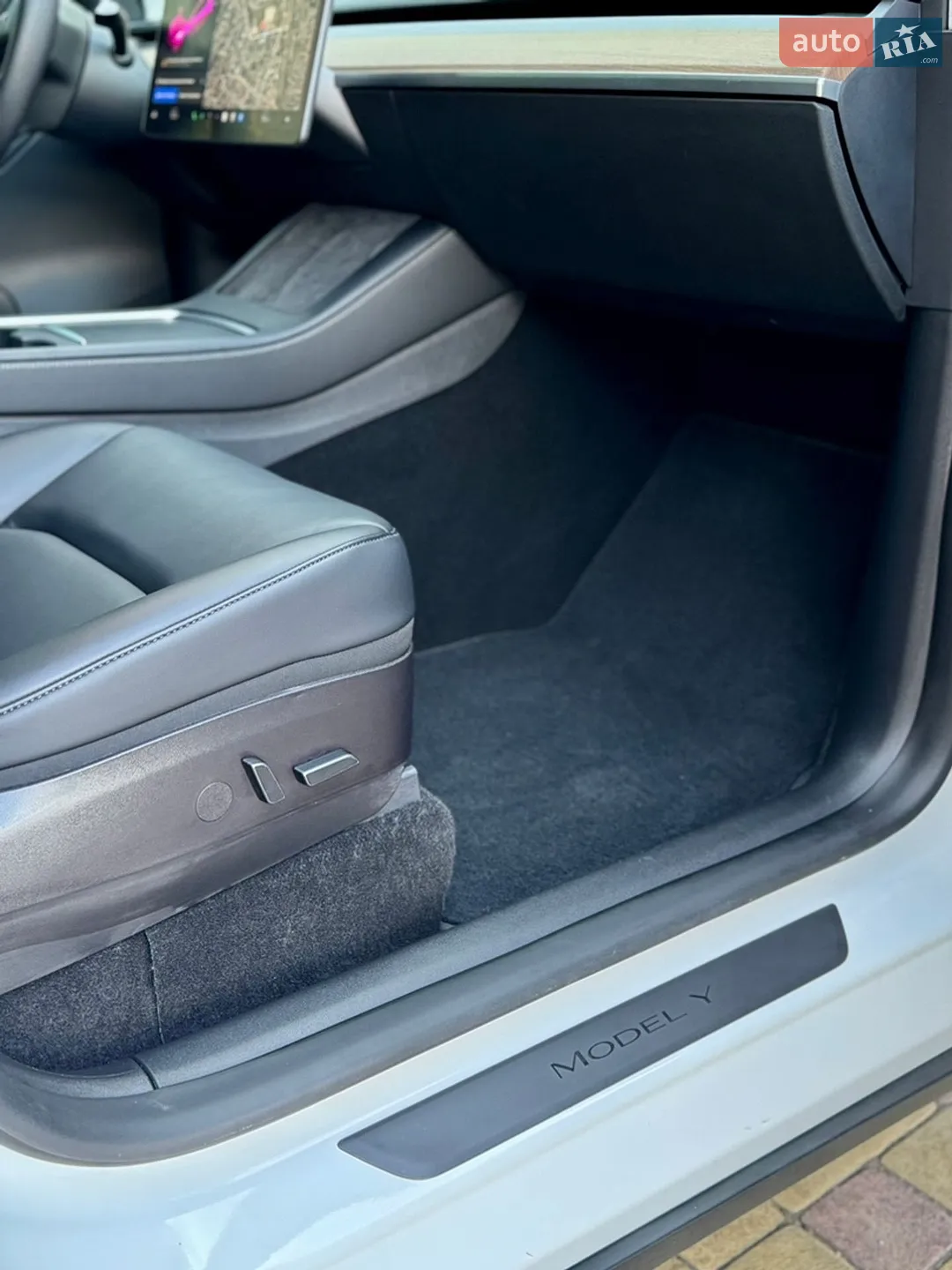 2021 Tesla Model Y - мініатюра 17