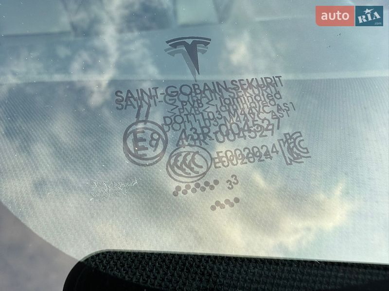 Внедорожник / Кроссовер Tesla Model Y 2023 в Виннице