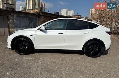 Позашляховик / Кросовер Tesla Model Y 2021 в Києві