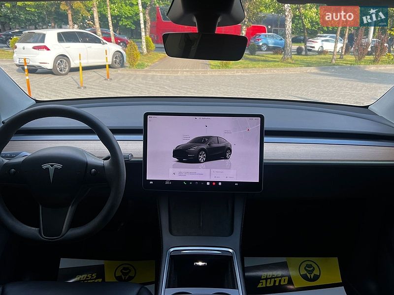 Позашляховик / Кросовер Tesla Model Y 2024 в Львові