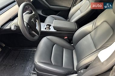 Внедорожник / Кроссовер Tesla Model Y 2024 в Тернополе