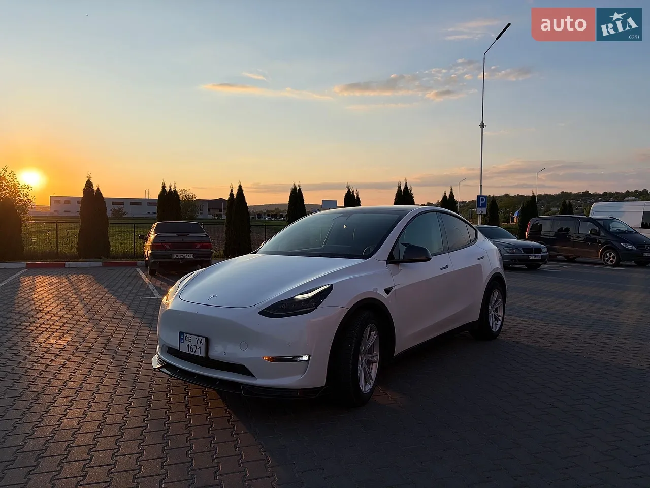 2021 Tesla Model Y - мініатюра 19