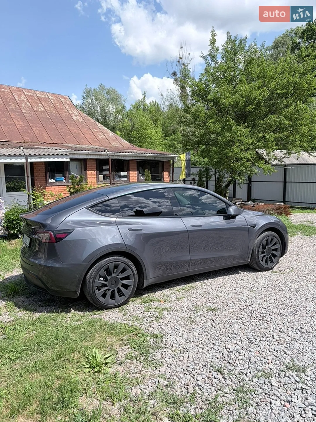 2022 Tesla Model Y - мініатюра 3