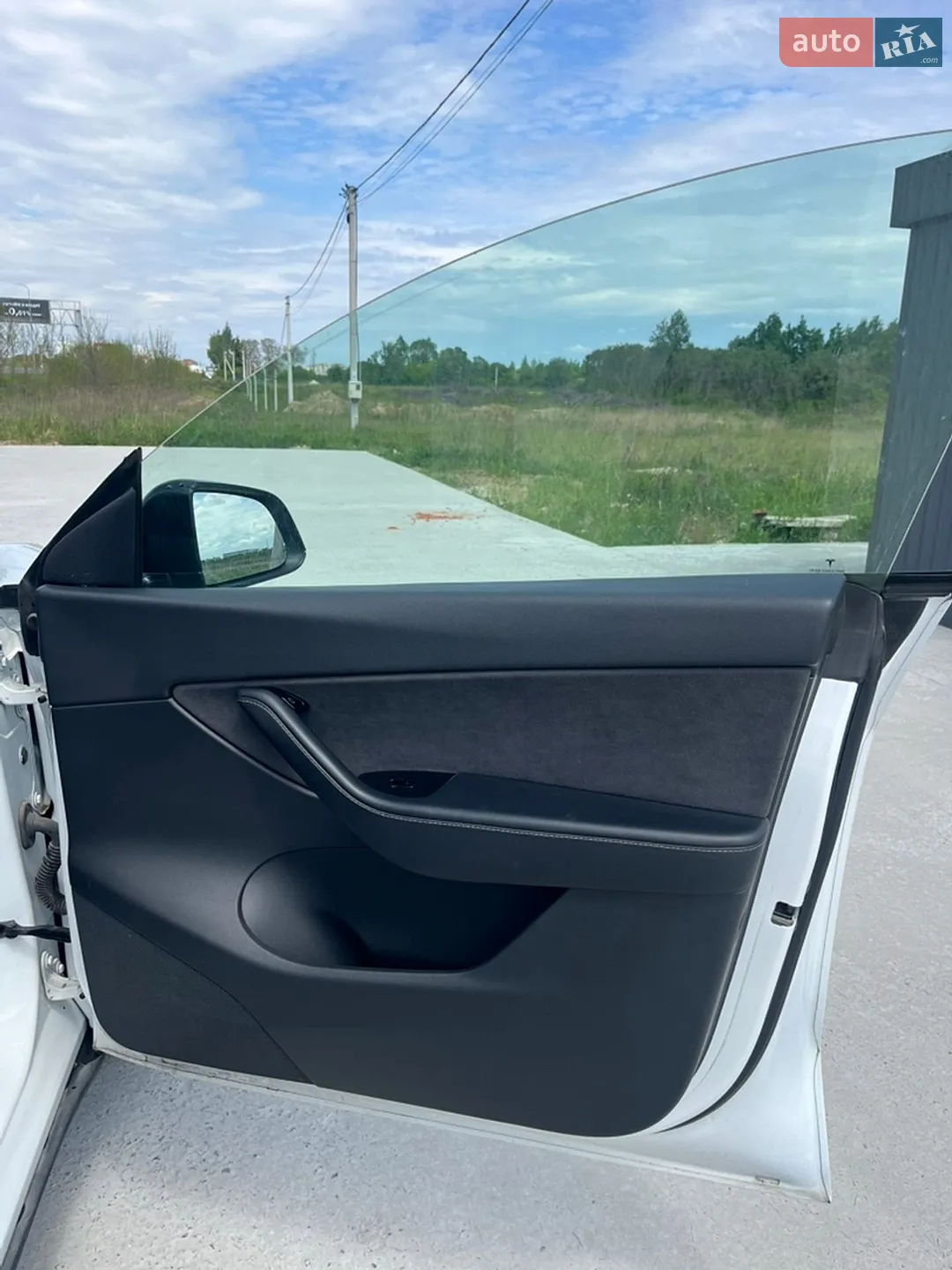 2020 Tesla Model Y - мініатюра 28