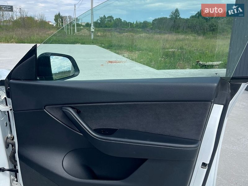 Внедорожник / Кроссовер Tesla Model Y 2020 в Львове фото 28 Внедорожник / Кроссовер Tesla Model Y 2020 в Львове