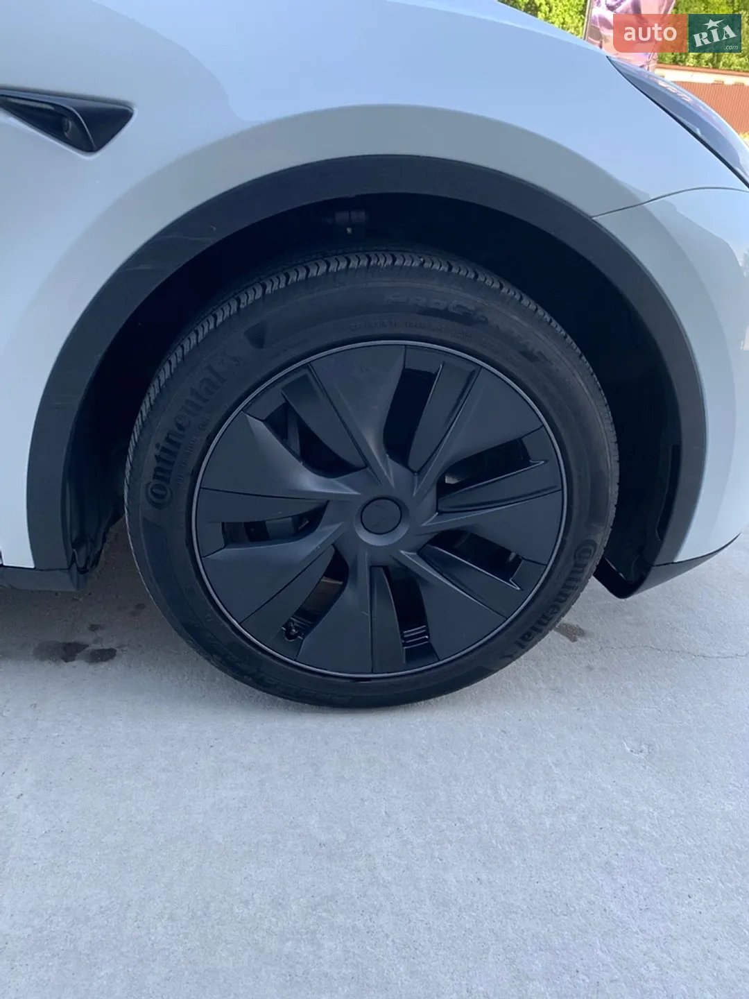 2024 Tesla Model Y - мініатюра 10