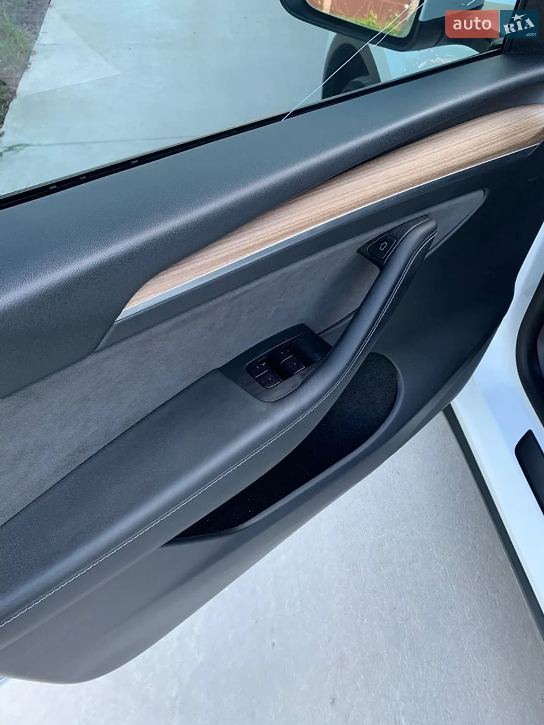 2024 Tesla Model Y - мініатюра 14