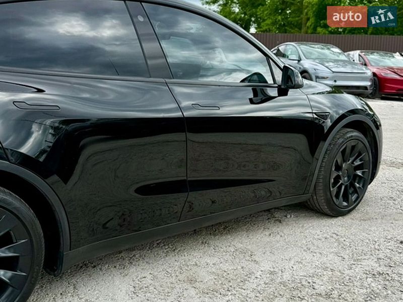 Позашляховик / Кросовер Tesla Model Y 2021 в Вінниці
