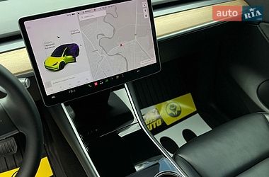 Позашляховик / Кросовер Tesla Model Y 2020 в Мукачевому