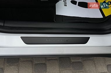 Позашляховик / Кросовер Tesla Model Y 2020 в Мукачевому