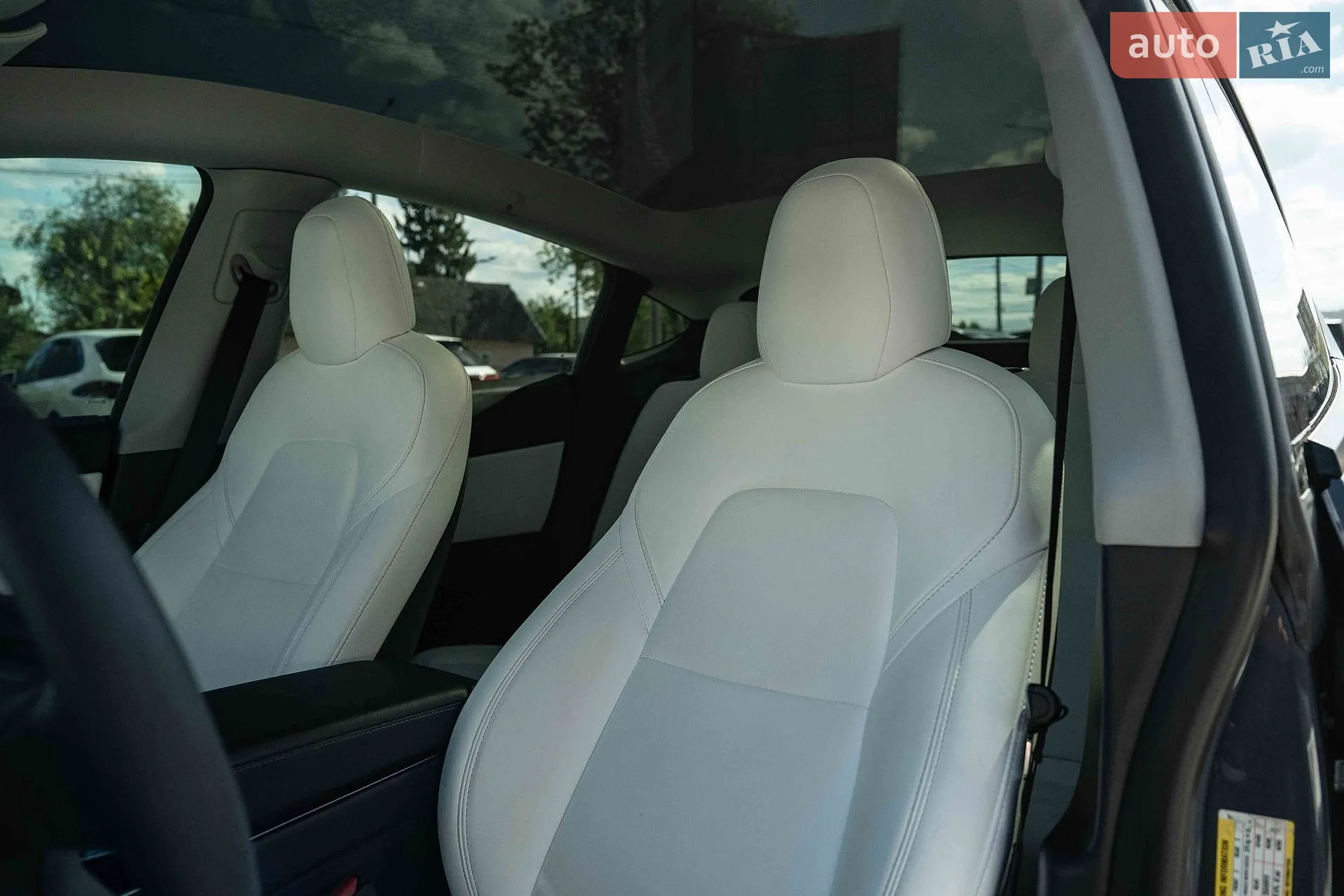 2020 Tesla Model Y - мініатюра 38