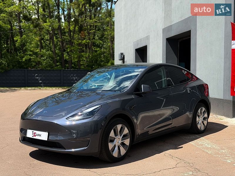 Внедорожник / Кроссовер Tesla Model Y 2023 в Киеве