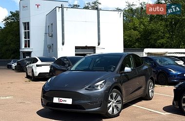 Внедорожник / Кроссовер Tesla Model Y 2023 в Киеве