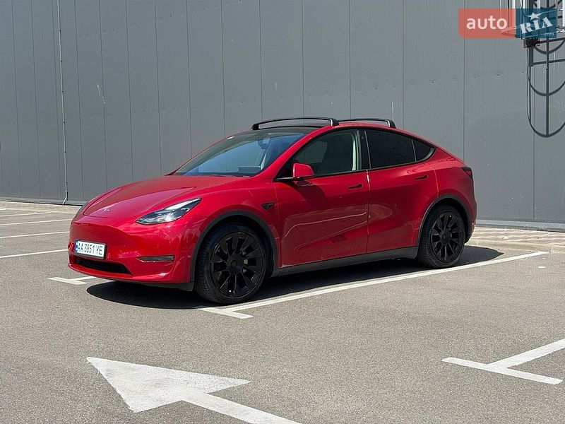 Внедорожник / Кроссовер Tesla Model Y 2021 в Киеве