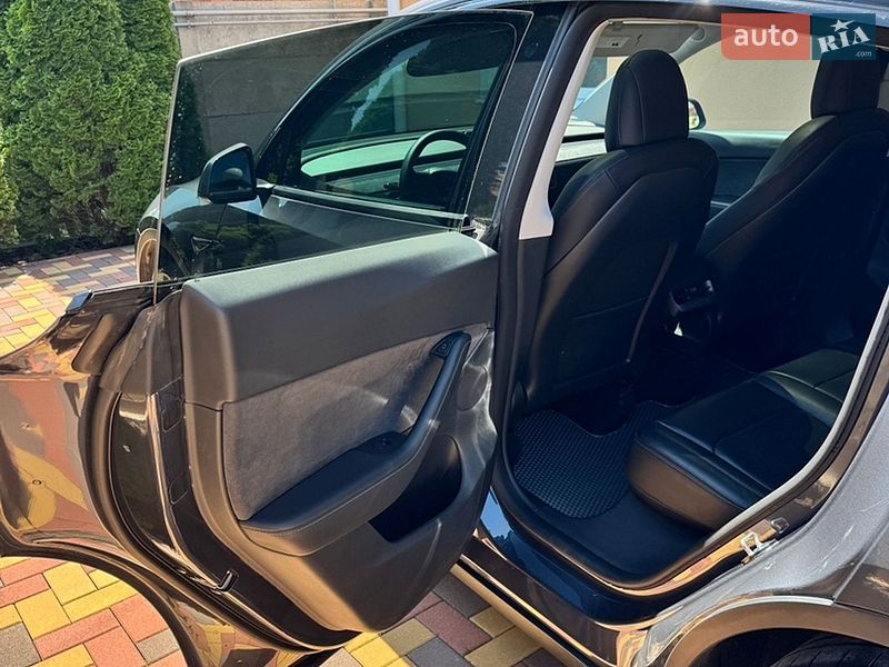 Внедорожник / Кроссовер Tesla Model Y 2022 в Одессе