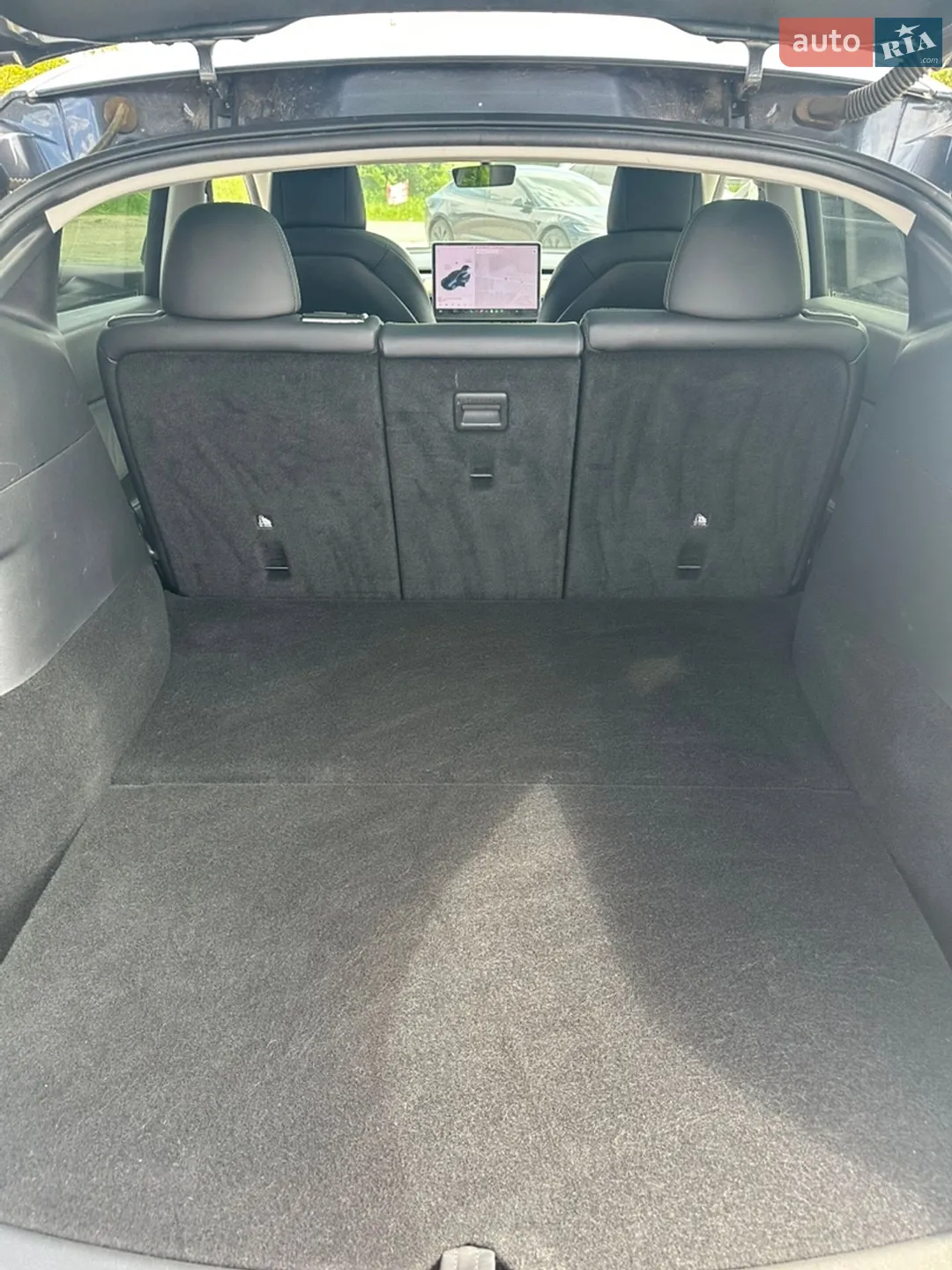 2020 Tesla Model Y - мініатюра 18