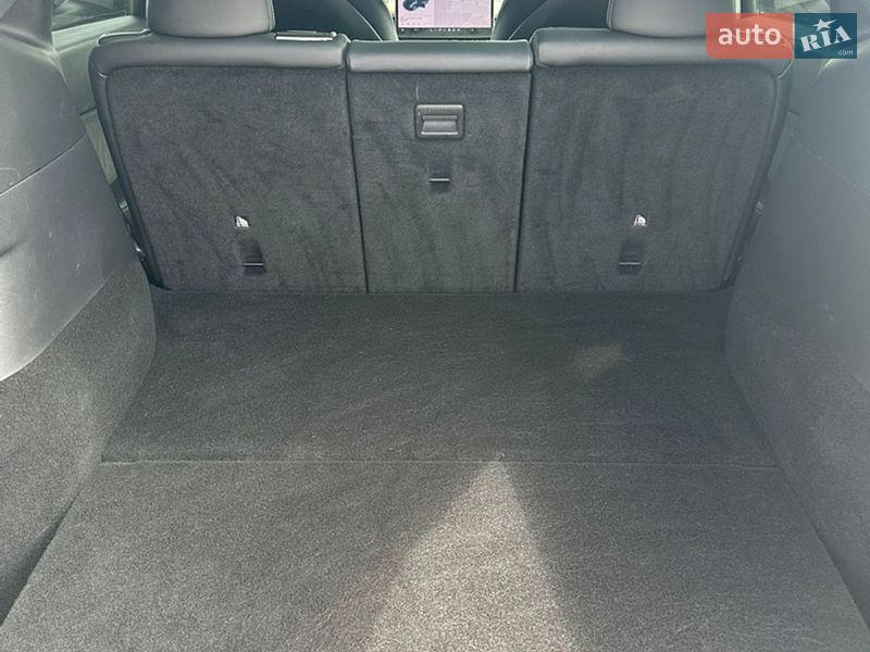 Позашляховик / Кросовер Tesla Model Y 2020 в Рівному